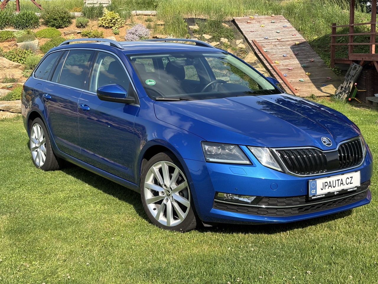 škoda octavia sedan ambition business 1.0 tsi 85kw jpauta